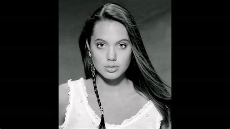 15 Year Old Angelina Jolie During One Of Her First Photoshoots