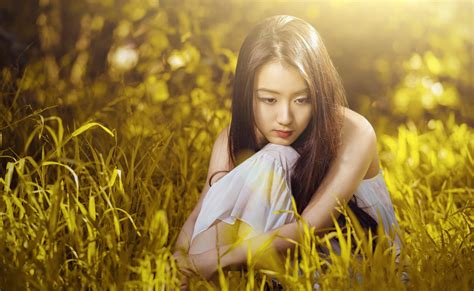 Wallpaper Sunlight Women Outdoors Nature Grass Asian Yellow