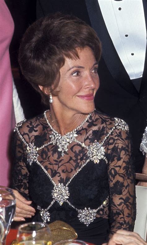 Nancy Reagans Greatest Looks