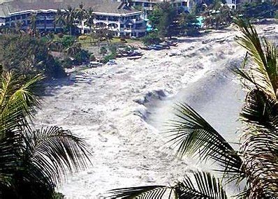 Ombak tsunami yang pertama telah dikesan di pulau langkawi di antara jam 12:00 dan 12:30 tengahari pada hari tersebut dan di antara jam 1:00 dan 1:30 tengahari di selatan kedah, pulau. Unit Media Baru PPUM: Alhamdulillah.. Amaran Tsunami Di ...