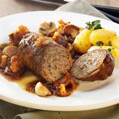 Rinderrouladen mit Pilzfüllung Rezept
