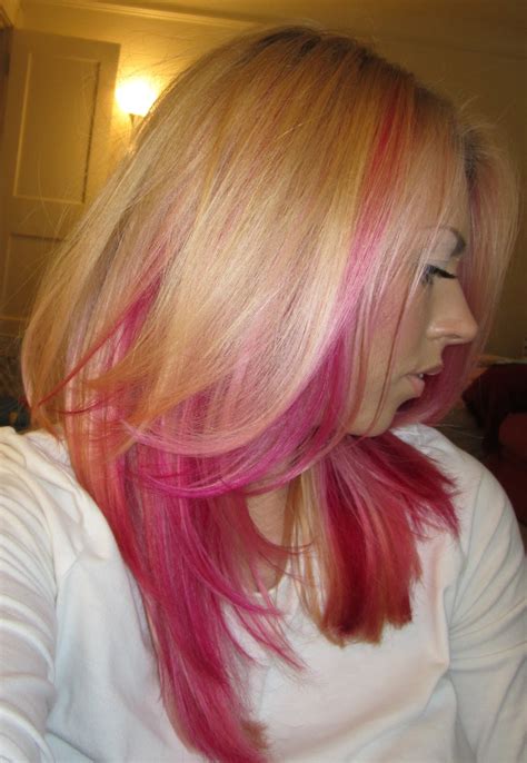 What nobody tells you about dying your hair blonde: SAM SCHUERMAN: How To Dye Your Hair Pink!!!