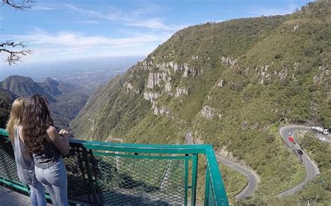 Prefeitura De Bom Jardim Limita Tempo De Turistas No Mirante Da Serra