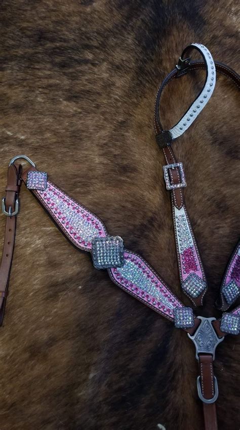 Pin By Nicole On Tack Bling Horse Tack Crystal Browband Horse Tack