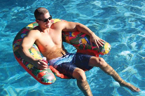 Margaritaville Sit And Sip Float Pool And Spa News