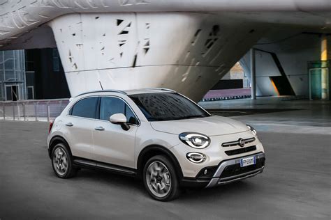 2019 Fiat 500x Facelifted To Match The 2019 Jeep Renegade Autoevolution