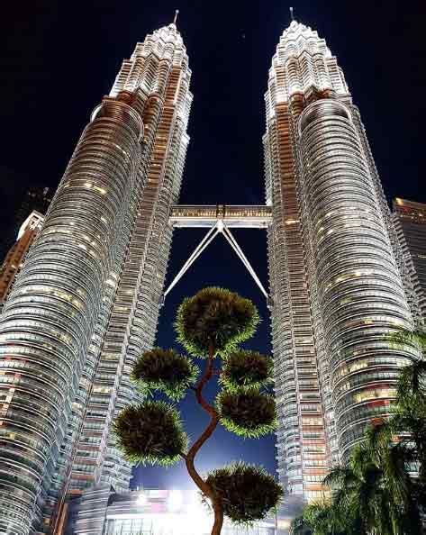 Menara kuala lumpur adalah sebuah menara dengan tinggi 421 meter. Tempat Menarik di Kuala Lumpur Yang Terkini 2020 Untuk ...