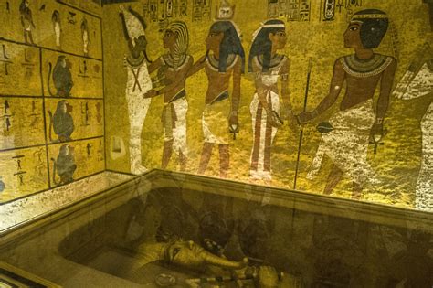 Ancient Egypt No Trace Of Lost Tomb Of Nefertiti At King Tutankhamuns