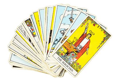 ᐅ QUÉ ES EL TAROT Y CÓMO FUNCIONA