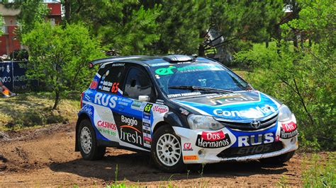 Es La Primera Mujer Campeona Del Rally Argentino Y Trabaja Todos Los D As Para Salvar Vidas