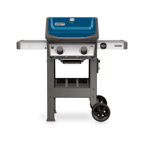 People who want a grill that's easy to use: Spirit II Series | Gas Grills | Weber Grills