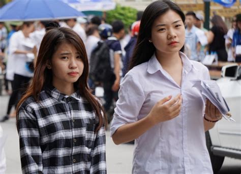 Hình thức làm bài trắc nghiệm, thí sinh trả lời đáp án vào phiếu trả lời được giám thị phát trước đó. Đề thi môn Ngữ văn THPT Quốc gia 2016 - Xã hội
