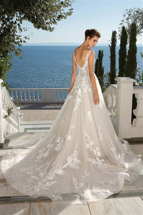 Wedding Gown Silhouettes Which One Is Your Fit Ashley Grace Bridal