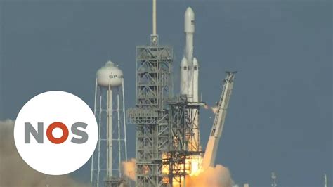 Spacex Bedrijf Musk Lanceert Falcon Heavy Raket Youtube