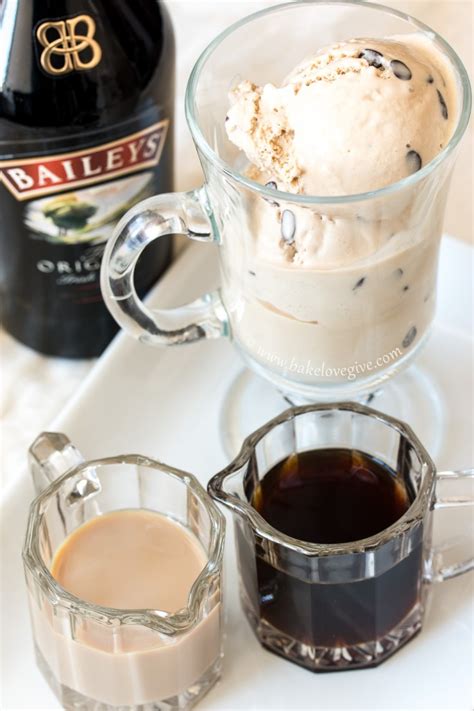 25 Coffee Liqueur Drinks To Get You Through The Winter
