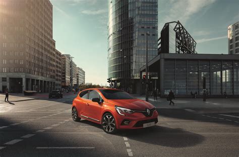 See more ideas about renault clio, rally car, clio sport. 2019 Renault Clio Adds R.S. Line, Initiale Paris Trim ...
