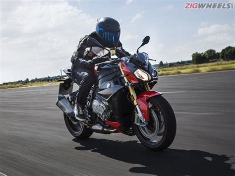 Discover the agility, precision and powerful punch of the machine. BMW S 1000 R Price (Check June Offers), Images, Colours ...