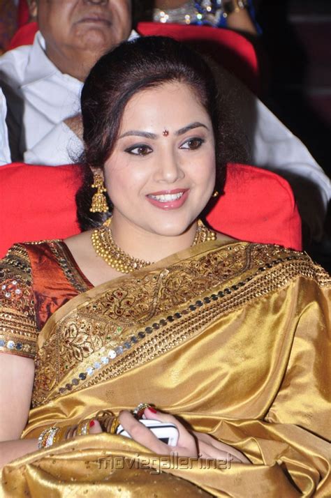Actress Meena In Saree Latest Pics Photos Stills