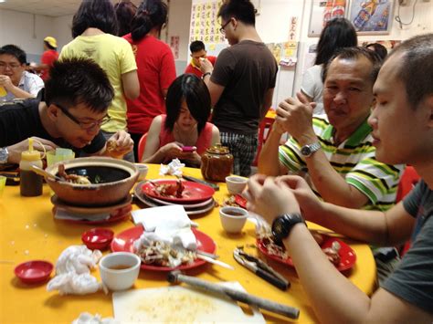 When i have my seafood cravings, one of the places that i head out to is restoran wong poh near aman suria in pj. 小笼包の疯狂世界: BIG FAT YUMMY CRABS @ Wong Poh Restaurant, Aman ...