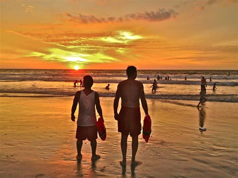 County Recurrent Lifeguarding In Ecuador By Bruce Moncrief