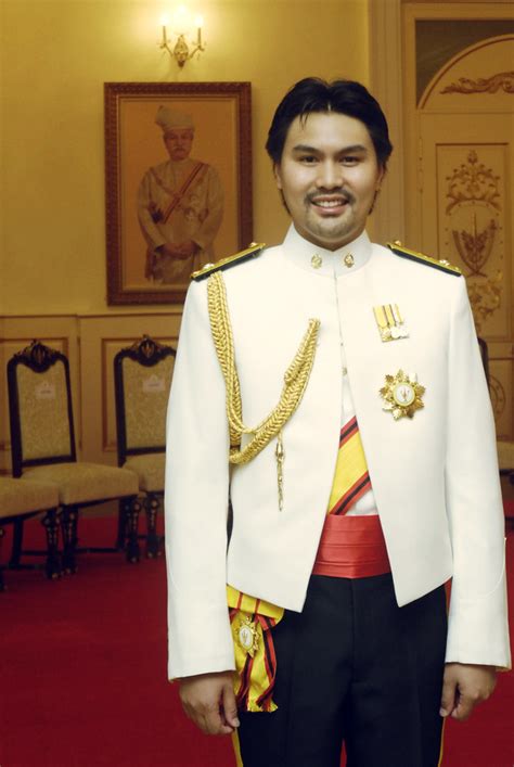 Tunku ali is also chairman of the board of trustees of the munarah foundation, and founding trustee of teach for malaysia. Tunku Besar Seri Menanti | Tunku Besar Seri Menanti YAM ...