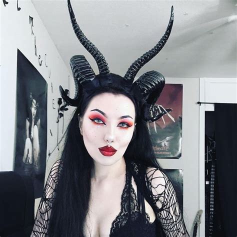 Gothic Girls Goth Beauty Dark Beauty Cosplay Makeup Costume Makeup Tatto Skull Demon