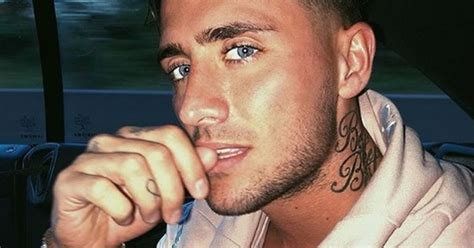 Stephen henry bear (born january 15, 1990) is an english 'reality television personality'. Stephen Bear looking to adopt TRIPLETS after 'not meeting ...