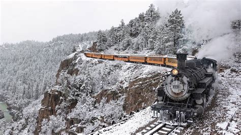 10 Best Winter Train Rides Across America