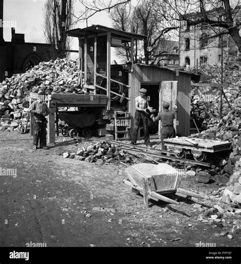 Post War Period People Germany Hi Res Stock Photography And Images Alamy