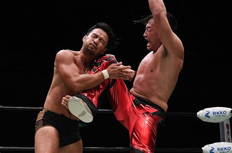 丸藤正道とkentaが運命の再会！熱く燃えた5年ぶりシングルマッチ。 プロレス Number Web ナンバー