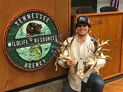World Record Whitetail Life Changer For Tn Hunter Game