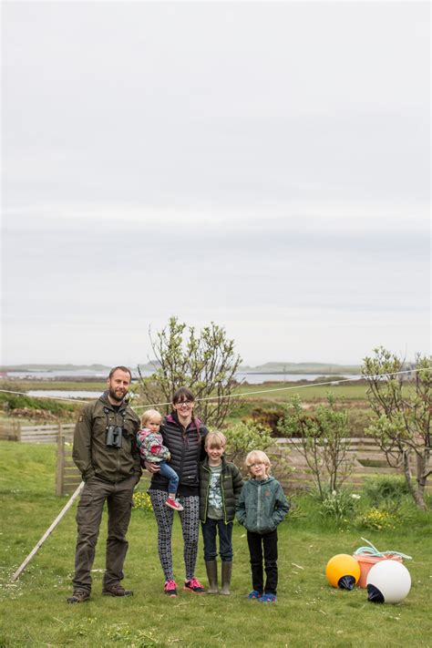 Meet the naturalist family | Shetland.org