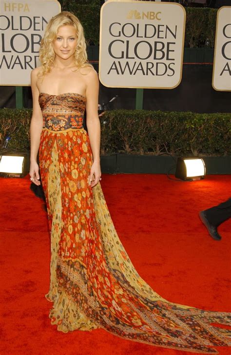 Kate Hudson In Printed Valentino At The Golden Globe Awards Reasons Why Kate Hudson