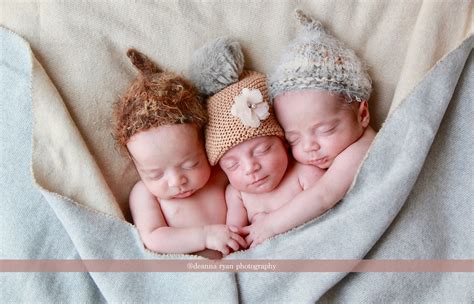 Triplet Newborn Photography In 2020 Newborn Photography Newborn