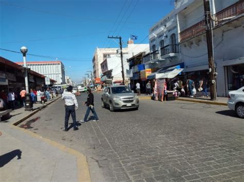 En Mazatlán Reabren A La Circulación Vial Tramo De La Calle Aquiles