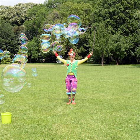 Bubble Show Entertainers Austin Hire Bubble Artists Epic