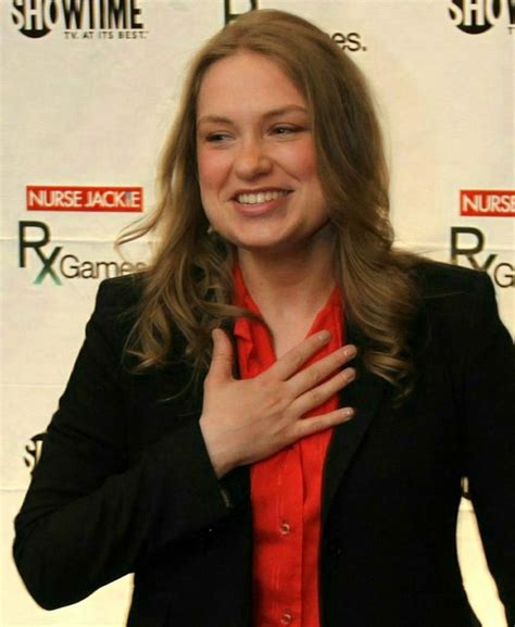 Merritt Wever Profile Biodata Updates And Latest Pictures Fanphobia Celebrities Database