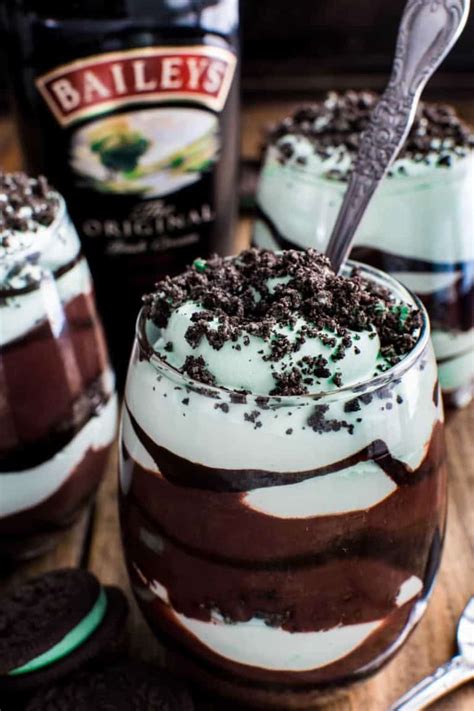 Garnish with chocolate shavings and fresh seasonal berries. Baileys Chocolate Mint Pudding Parfaits - Lemon Tree Dwelling