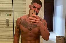 drake shirtless selfie ripped physique height body turks caicos weight age shows islands rapper mirror his he holidays nationality boosie