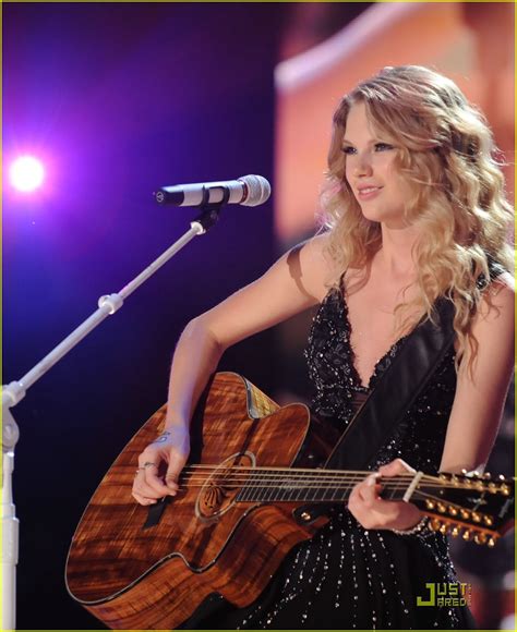 Full Sized Photo Of Taylor Swift Crazy For Country Music 20 Photo