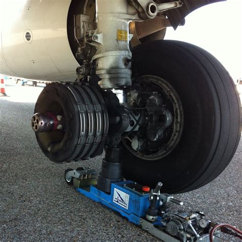 How Do Aircraft Brakes Work Engineering360