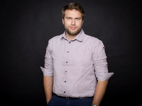 Aleši, to přece není (!) normální… bylo to za dýl, přesně za 11,7 dne. Zpravodajství TV Seznam řídí Cyprich, střídá Horkého ...