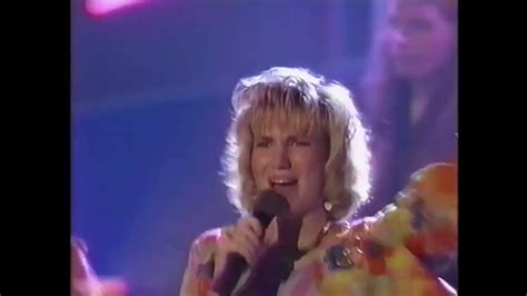 Debbie Gibson Shake Your Love Live 1988 Totp 60 Fps Youtube