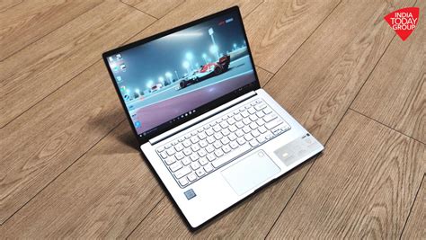Asus Vivobook 14 X403 Review Great Performance And Battery Life Under