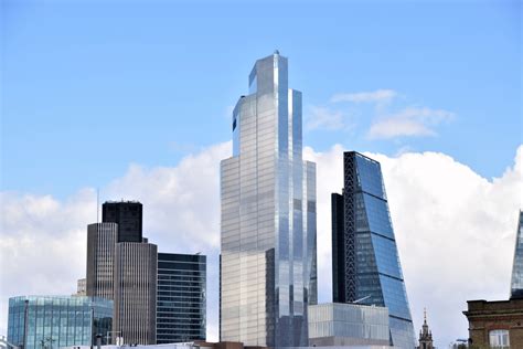 Skadden Secures New Skyscraper Office With Climbing Skywall