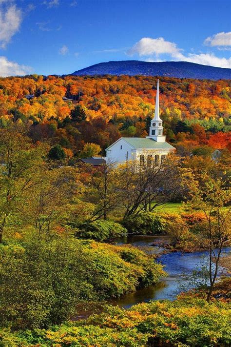 Fall In Stowe Vermont Vermont Country Church Old Country Churches