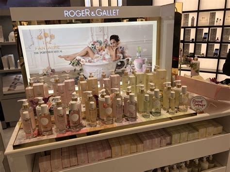 Covered Cosme Tokyo High Hospitality In Japanese Largest Cosmetics