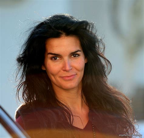 Angie Harmon Out And About In La Rizzoli And Isles Photo 29602492