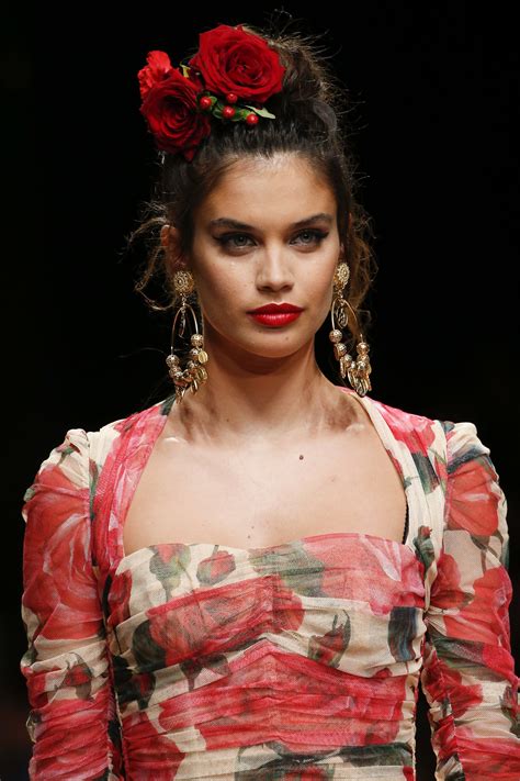 Dolce And Gabbana Spring 2019 Ready To Wear Fashion Show Dolce And Gabbana Makeup Dolce And