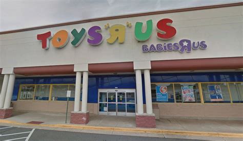 Toys r us is an american toy, clothing, and baby product retailer owned by tru kids, inc. Toys "R" Us closing all 735 U.S. stores | Business | insidenova.com
